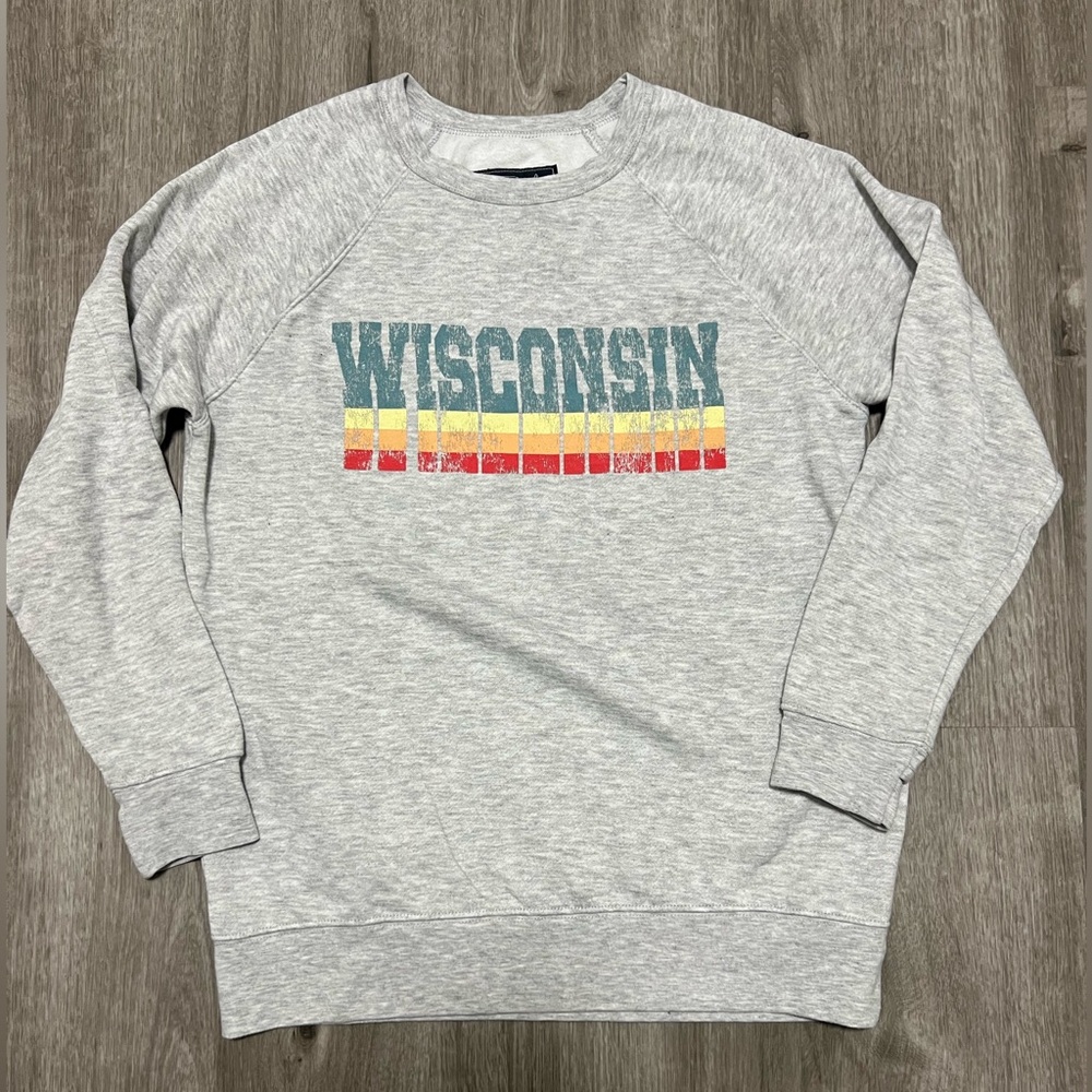 Graphic Wisconsin Women’s sweatshirt, gray w/ colorful writing,‎ size S